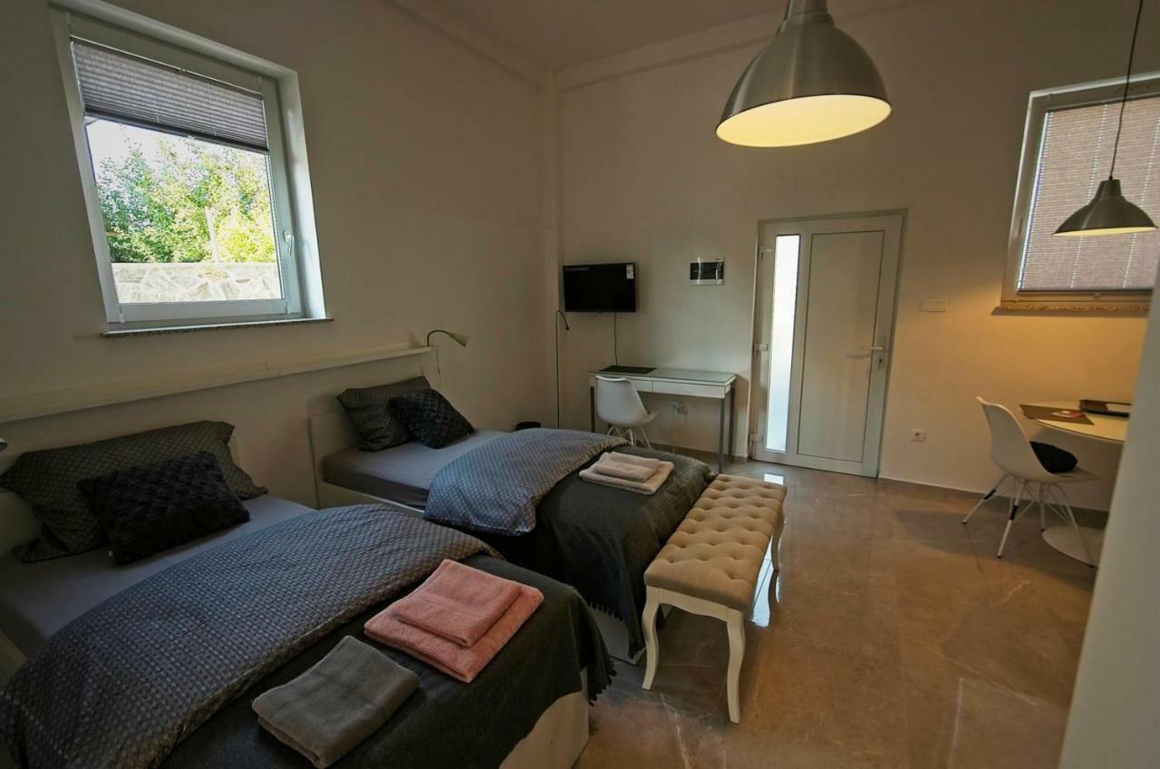 Apartments Drevi Lublaň Exteriér fotografie
